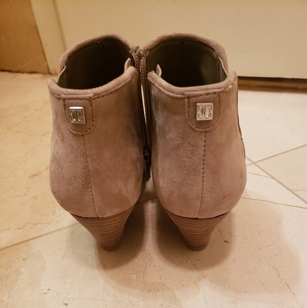 Ivanka Trump Roundtoe Ankle Boots, Ivory, 5.0